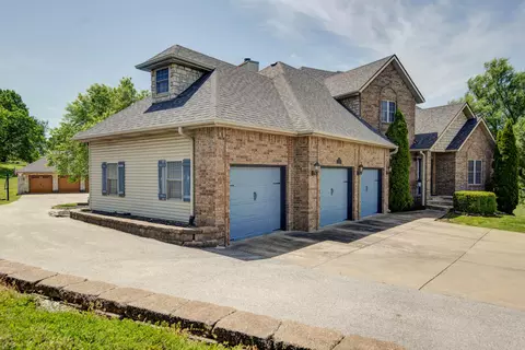 Exterior - 128 Green Oaks Dr, Ozark, MO 65721 photo 10 of 14
