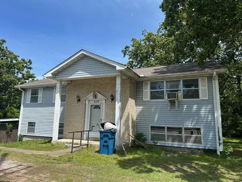 2119 E Zora St, Joplin, MO 64801
