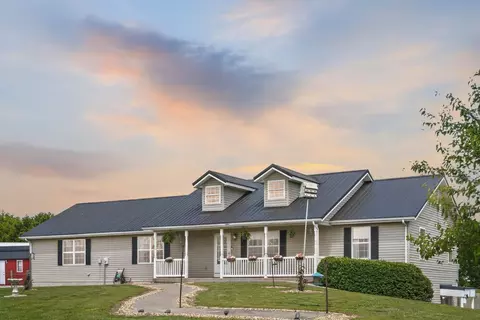5416 S 165th Rd, Brighton, MO 65617