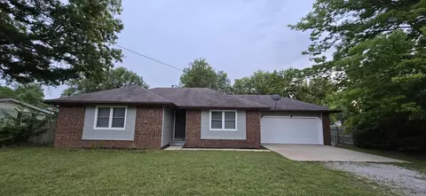 4044 W Collings St, Springfield, MO 65803