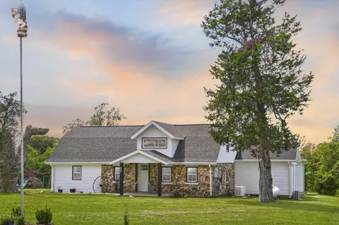 1115 Highlandville Rd, Highlandville, MO 65669