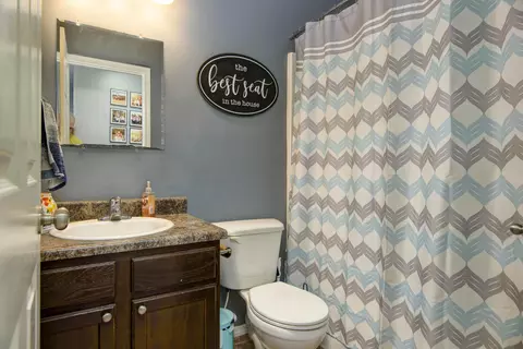 Bath - 3808 N Spring Brooke Ave, Springfield, MO 65803 photo 2 of 2