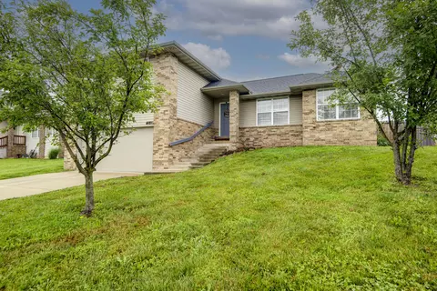 Exterior - 3808 N Spring Brooke Ave, Springfield, MO 65803 photo 2 of 5