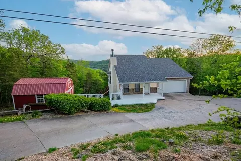 70 Campfire Dr, Branson West, MO 65737