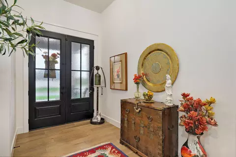 Entry Way - 1734 N Marlowe Ave, Springfield, MO 65802 photo 1 of 3