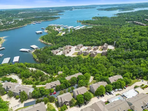 View/Area - 7 Treehouse Ln #2, Branson, MO 65616 photo 8 of 10
