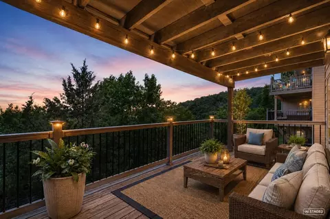 Exterior - 7 Treehouse Ln #2, Branson, MO 65616 photo 5 of 16