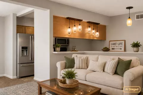 Living - 7 Treehouse Ln #2, Branson, MO 65616 photo 7 of 10