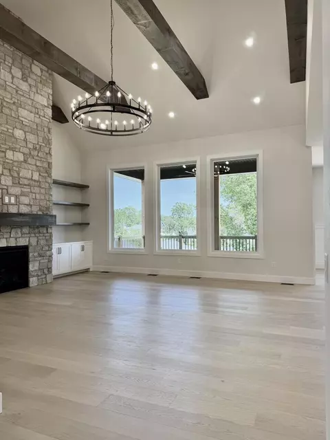 Living - 5966 S Holland Ave, Springfield, MO 65810 photo 2 of 9