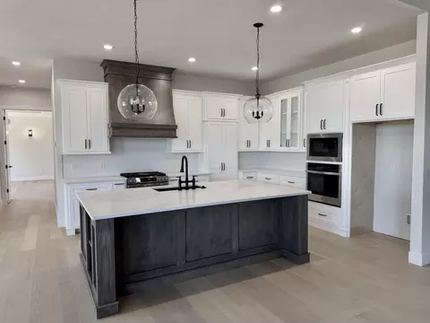 Kitchen - 5966 S Holland Ave, Springfield, MO 65810 photo 1 of 5