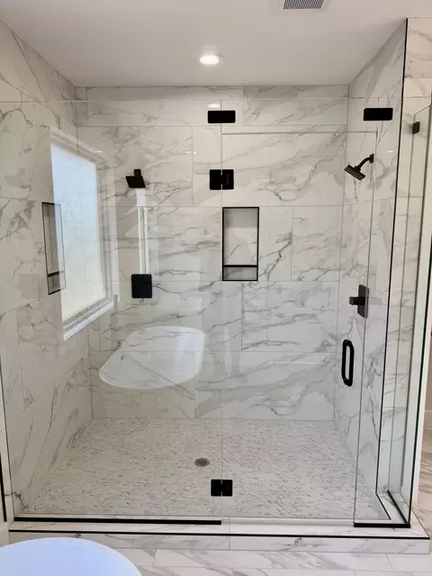 Bath - 5966 S Holland Ave, Springfield, MO 65810 photo 3 of 8