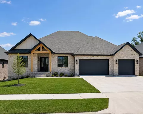 5966 S Holland Ave, Springfield, MO 65810