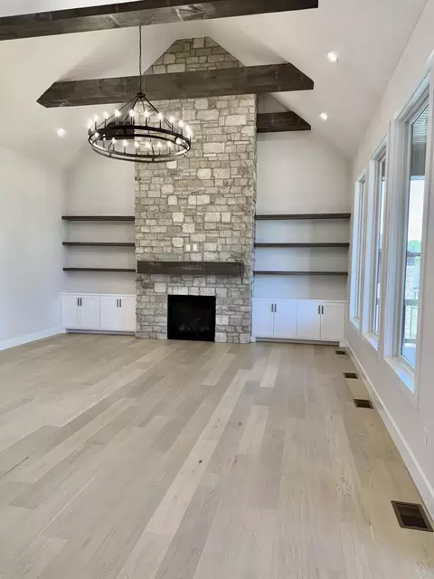 Living - 5966 S Holland Ave, Springfield, MO 65810 photo 3 of 9
