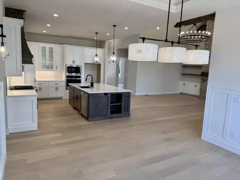 Kitchen - 5966 S Holland Ave, Springfield, MO 65810 photo 4 of 5