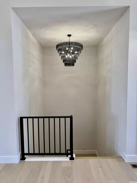 Entry Way - 5966 S Holland Ave, Springfield, MO 65810 photo 6 of 9