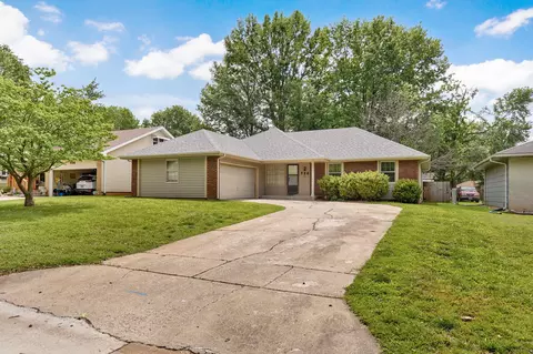 Other - 720 E Rosebrier St, Springfield, MO 65807 photo 1 of 5