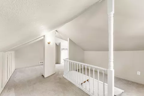 Entry Way - 301 E Miller Rd, Republic, MO 65738 photo 4 of 4