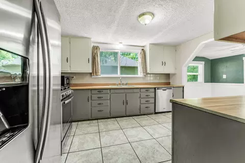 Kitchen - 301 E Miller Rd, Republic, MO 65738 photo 1 of 3