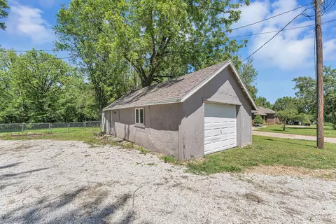 Exterior - 301 E Miller Rd, Republic, MO 65738 photo 10 of 10