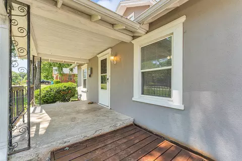 Exterior - 301 E Miller Rd, Republic, MO 65738 photo 2 of 10