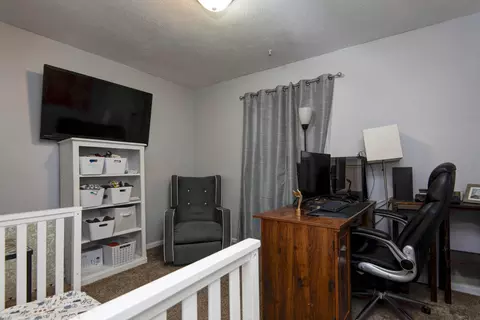 Bedroom - 3636 S Walnut Hill Dr, Springfield, MO 65807 photo 1 of 3