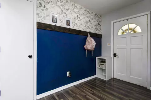 Entry Way - 3636 S Walnut Hill Dr, Springfield, MO 65807 photo 1 of 1