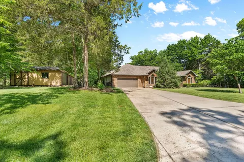 Exterior - 379 Turkey Tree Rd, Galena, MO 65656 photo 3 of 13