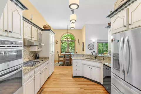 Kitchen - 379 Turkey Tree Rd, Galena, MO 65656 photo 2 of 2