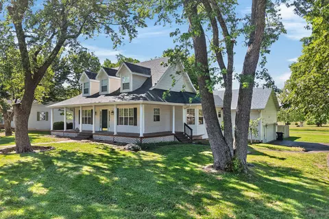 Exterior - 928 Julian St, Marshfield, MO 65706 photo 21 of 21