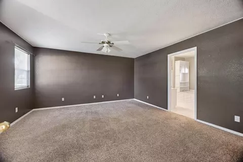 Bedroom - 928 Julian St, Marshfield, MO 65706 photo 3 of 11