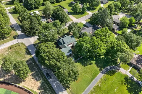 View/Area - 928 Julian St, Marshfield, MO 65706 photo 7 of 11
