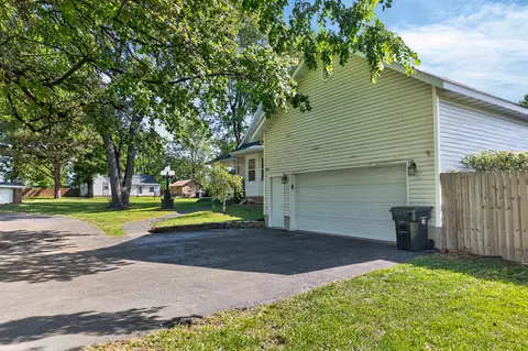 Exterior - 928 Julian St, Marshfield, MO 65706 photo 20 of 21