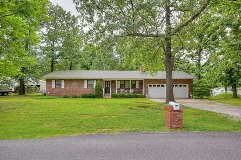 1706 Ankney Pl, Neosho, MO 64850