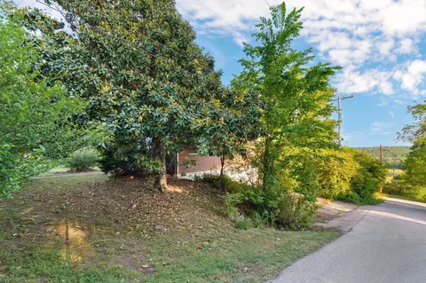 Exterior - 116 Mcclintic Ave, Forsyth, MO 65653 photo 1 of 5