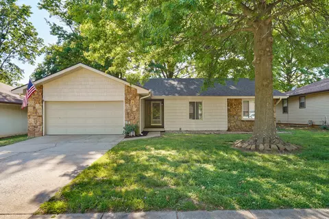 Exterior - 3267 S Benton Ave, Springfield, MO 65807 photo 2 of 14