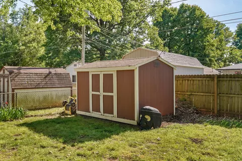 Exterior - 3267 S Benton Ave, Springfield, MO 65807 photo 11 of 14