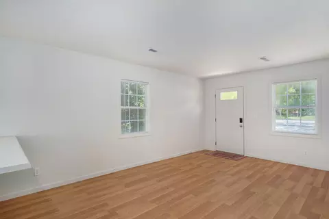 Living - 2938 W Grand St, Springfield, MO 65802 photo 3 of 3