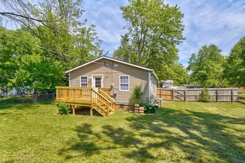Exterior - 2938 W Grand St, Springfield, MO 65802 photo 2 of 10
