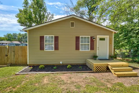 2938 W Grand St, Springfield, MO 65802