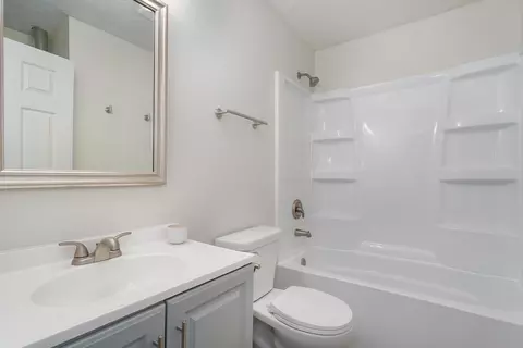 Bath - 2938 W Grand St, Springfield, MO 65802 photo 1 of 2