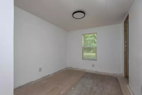 1105 S Golden Ave, Springfield, MO 65802 photo 17