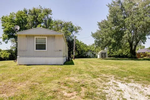 1105 S Golden Ave, Springfield, MO 65802