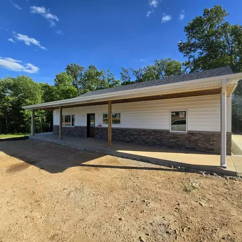 108 Clementine Ln, Houston, MO 65483