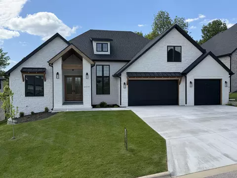 Exterior - 6039 S Holland Ave, Springfield, MO 65810 photo 1 of 5