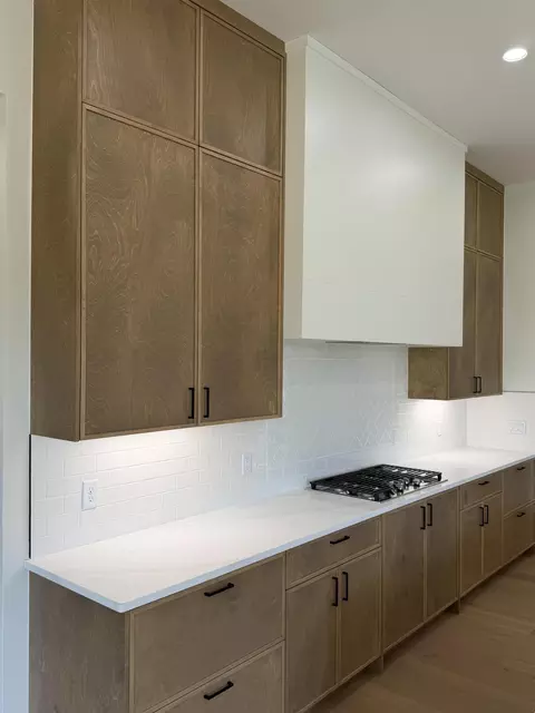 Kitchen - 6039 S Holland Ave, Springfield, MO 65810 photo 2 of 2