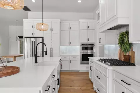 Kitchen - 4464 E Lancaster Way, Springfield, MO 65802 photo 3 of 3