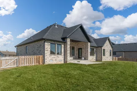 Exterior - 4464 E Lancaster Way, Springfield, MO 65802 photo 7 of 10