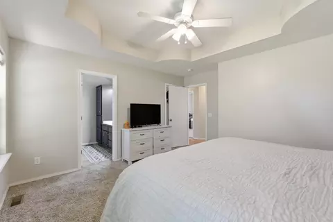 Bedroom - 5125 N 10th St, Ozark, MO 65721 photo 3 of 4