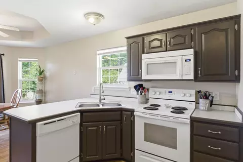 Kitchen - 5125 N 10th St, Ozark, MO 65721 photo 3 of 4