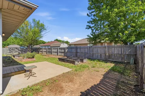 Exterior - 4439 W Normal St, Springfield, MO 65802 photo 5 of 8